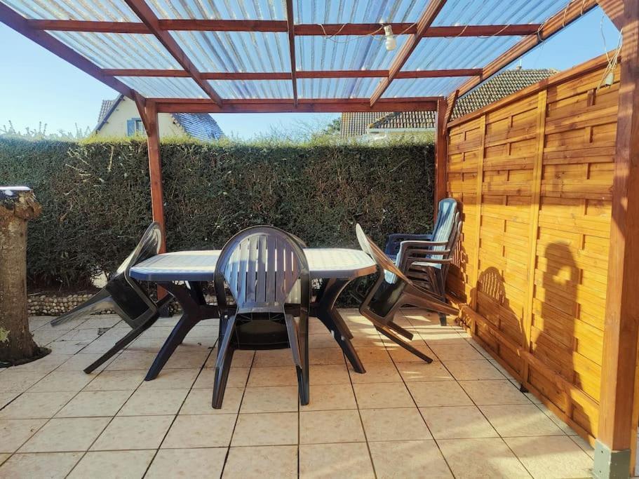 Maison Cosy A Proximite De La Plage Hermanville-sur-Mer Exterior foto